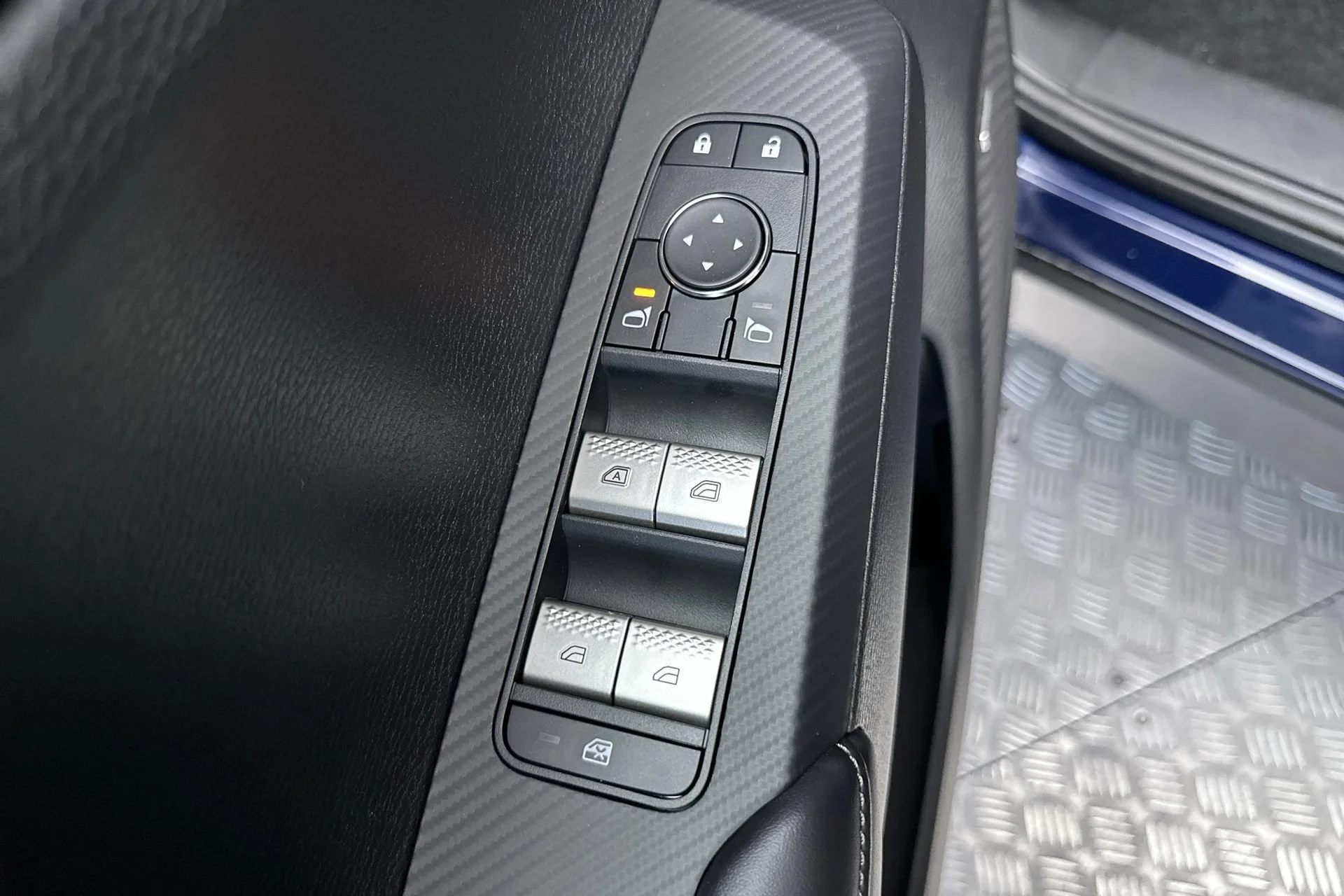 New 2026 Cosmic Blue Metallic Mitsubishi ES 1.5T S-AWC image 15