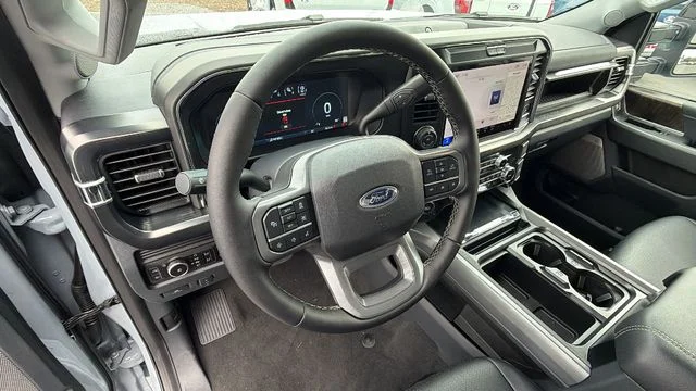 New 2026 Glacier Gray Metallic Tri-Coat Ford F-250® Lariat® image 34