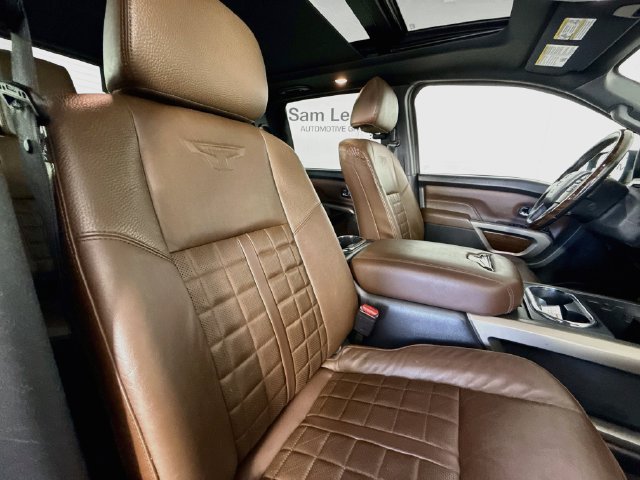 Used 2021 White Nissan Platinum Reserve image 29