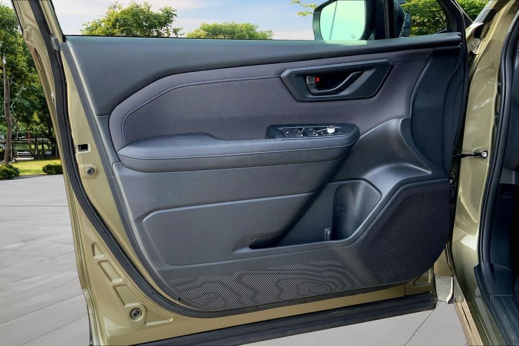 Used 2025 Green Subaru Premium image 19