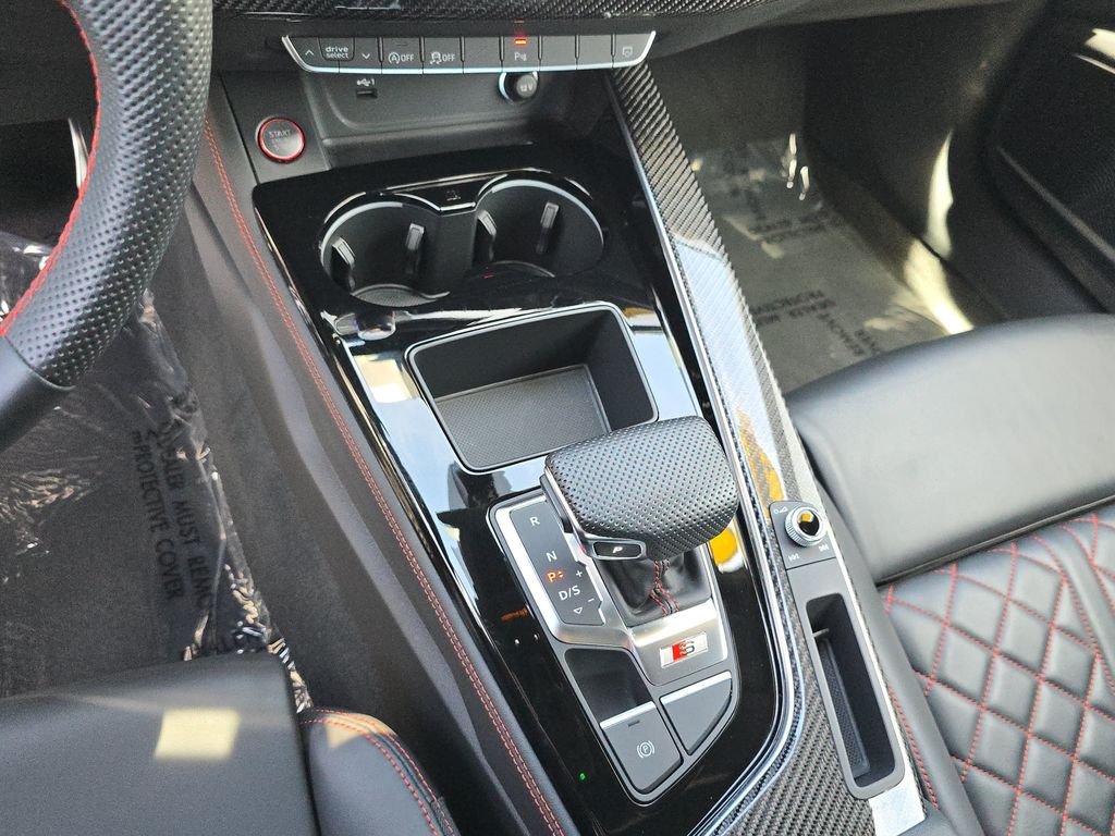 Used 2024 White Audi  image 31