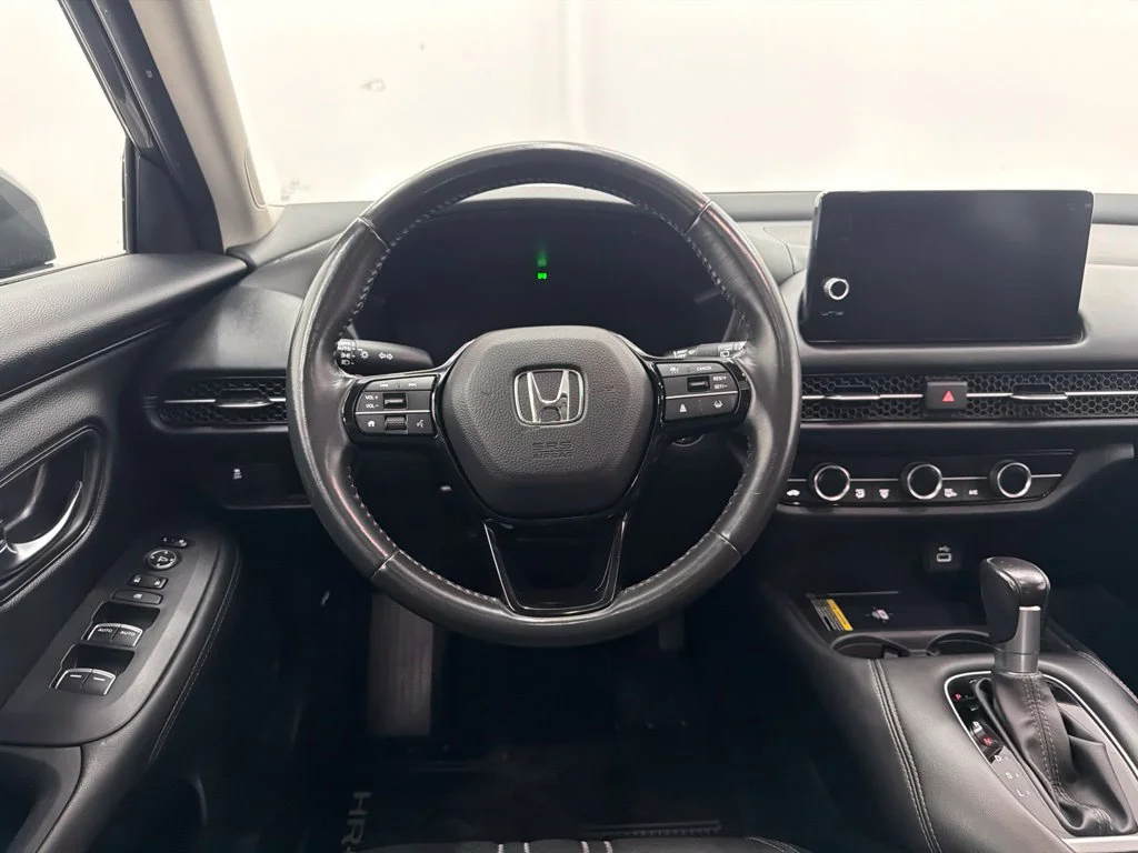 Used 2023 Gray Honda EX-L image 19