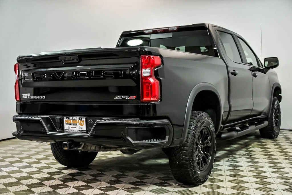 Used 2025 Black Chevrolet ZR2 image 8