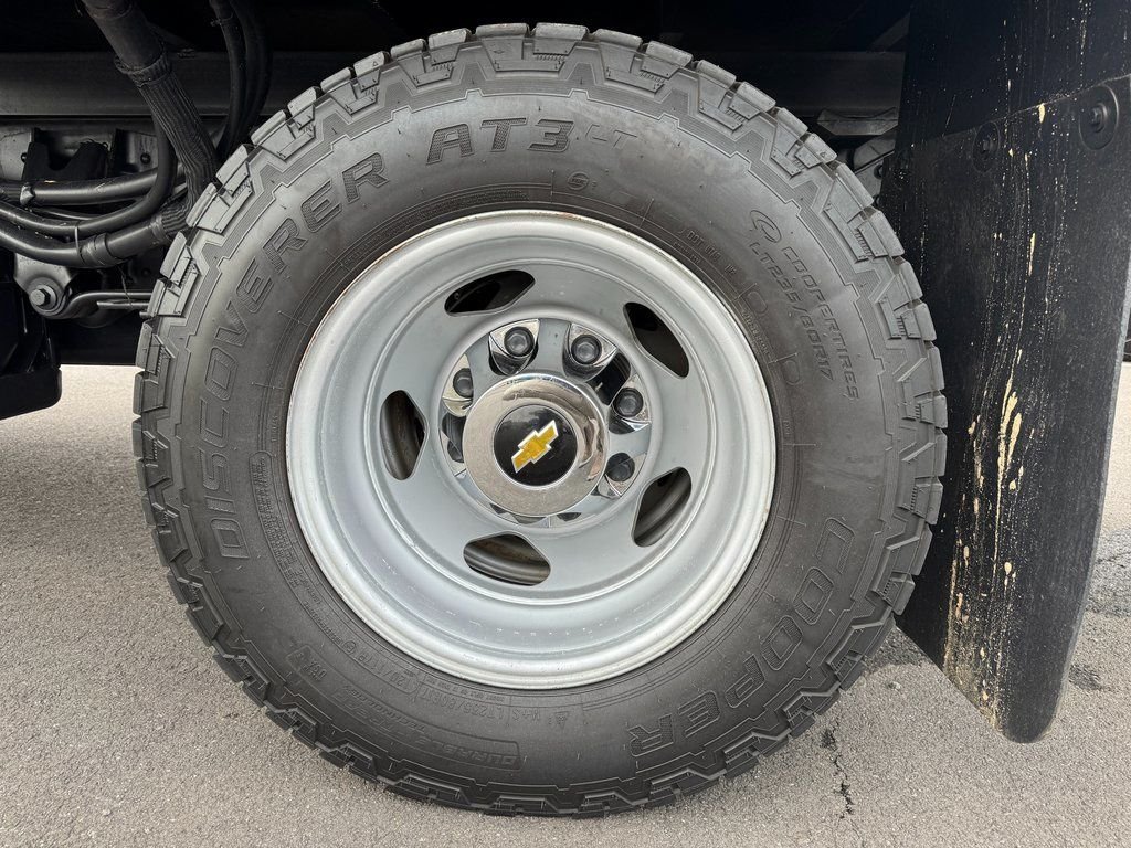 2022 Chevrolet Silverado 3500HD LT - Photo 12