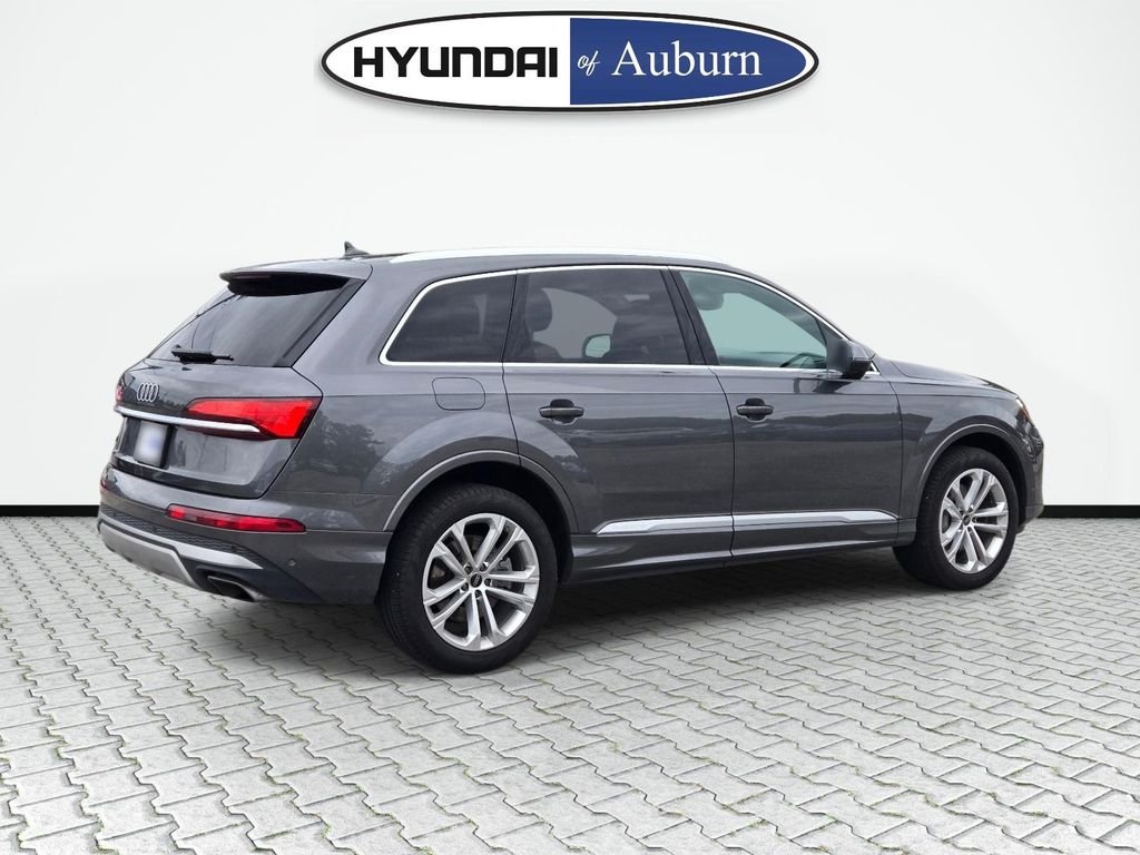 Used 2025 Gray Audi Premium Plus image 4