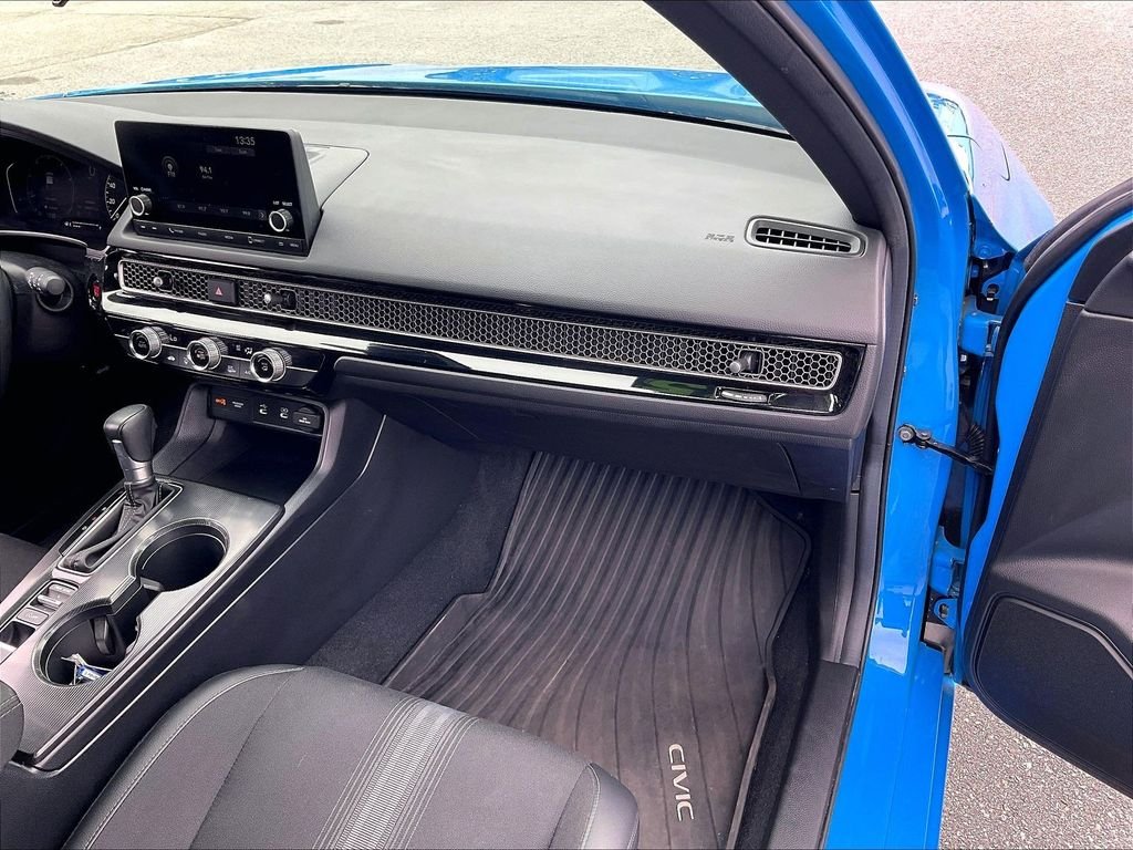 Used 2025 Boost Blue Pearl Honda Sport image 12