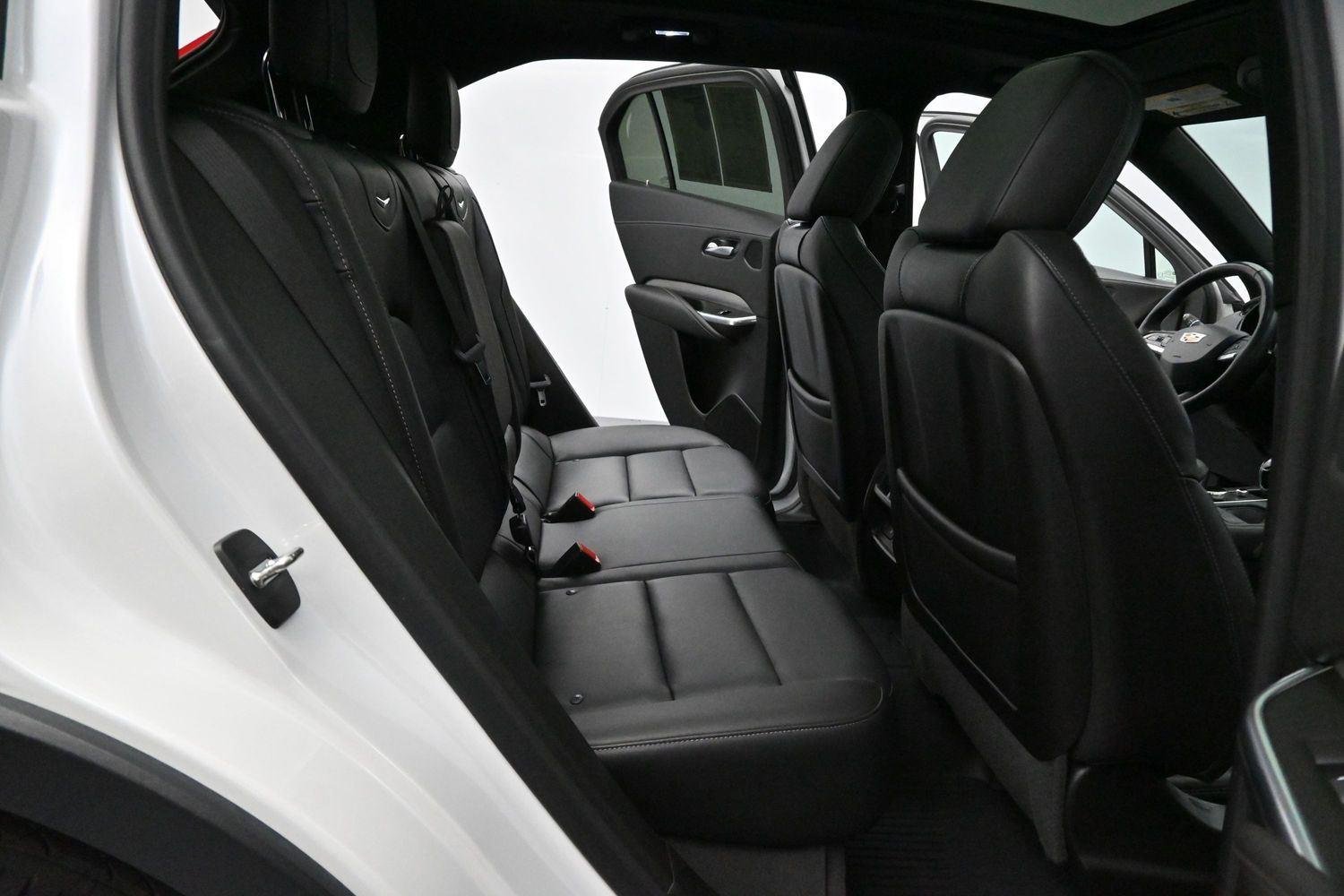 Used 2021 CRYSTAL WHITE TRICOAT Cadillac AWD Premium Luxury image 34