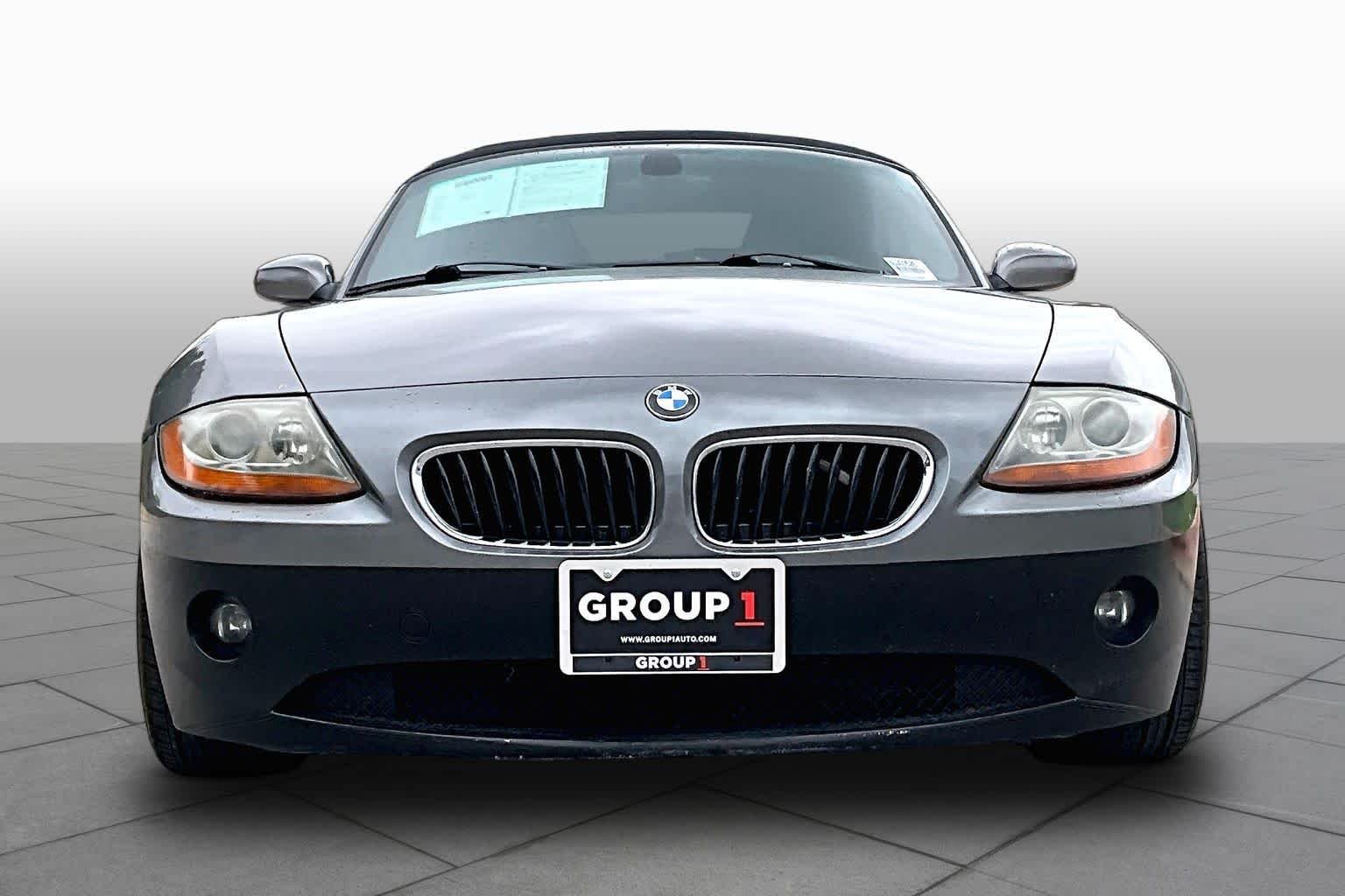 Used 2003 Sterling Gray Metallic BMW 3.0i image 3