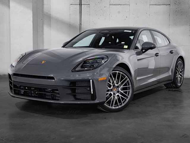 2026 Porsche Panamera 4