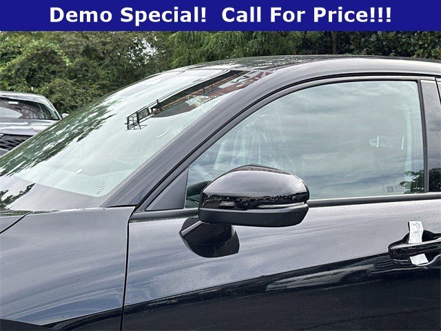 Used 2025 Crystal Black Pearl Acura Base image 12