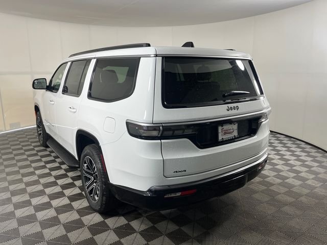 New 2026 Bright White Clear-Coat Exterior Paint Jeep  image 6
