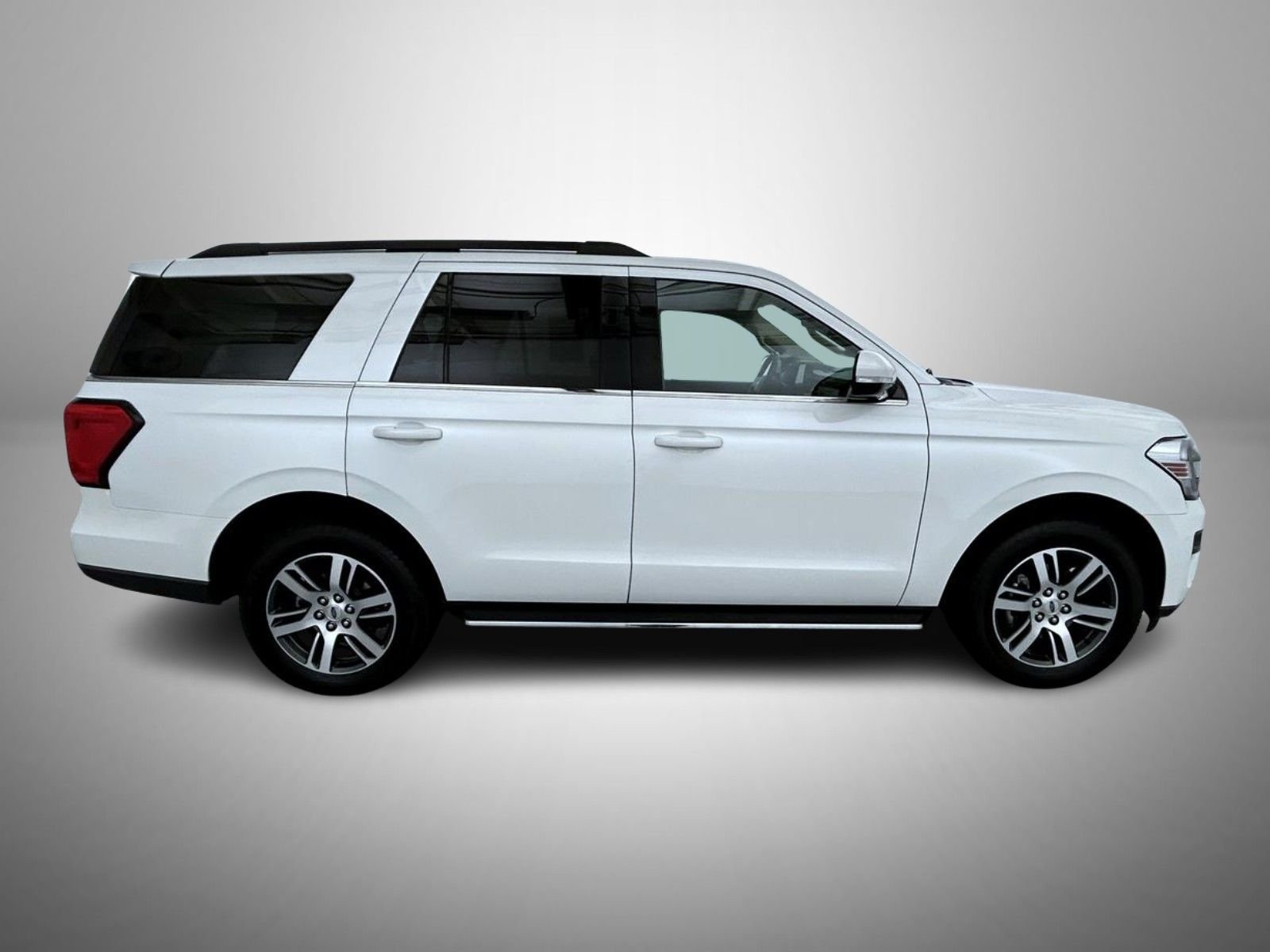 Used 2023 White Ford XLT image 4