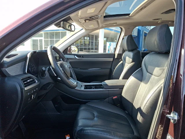 Used 2022 Red Hyundai SEL image 13
