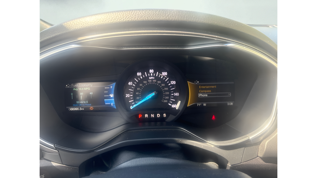 Used 2019 Black Ford SE image 15