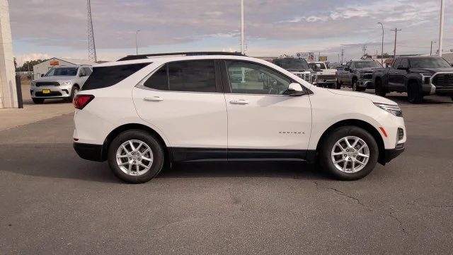 Used 2024 White Chevrolet LT image 9