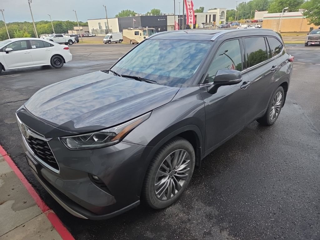 Used 2021 Gray Toyota Platinum image 1
