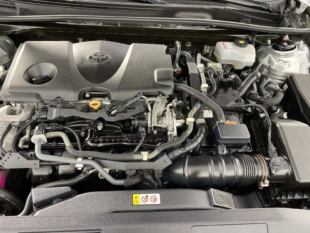 Used 2020 Silver Toyota LE image 32