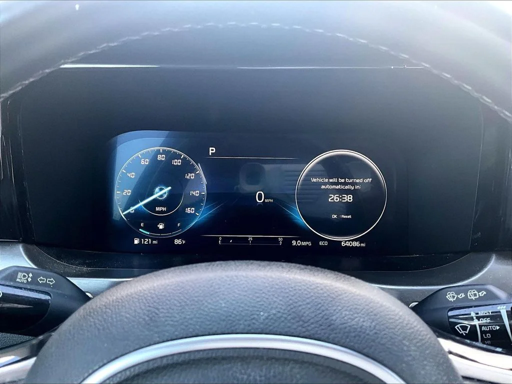 Certified Used 2023 Gray Kia SX image 17
