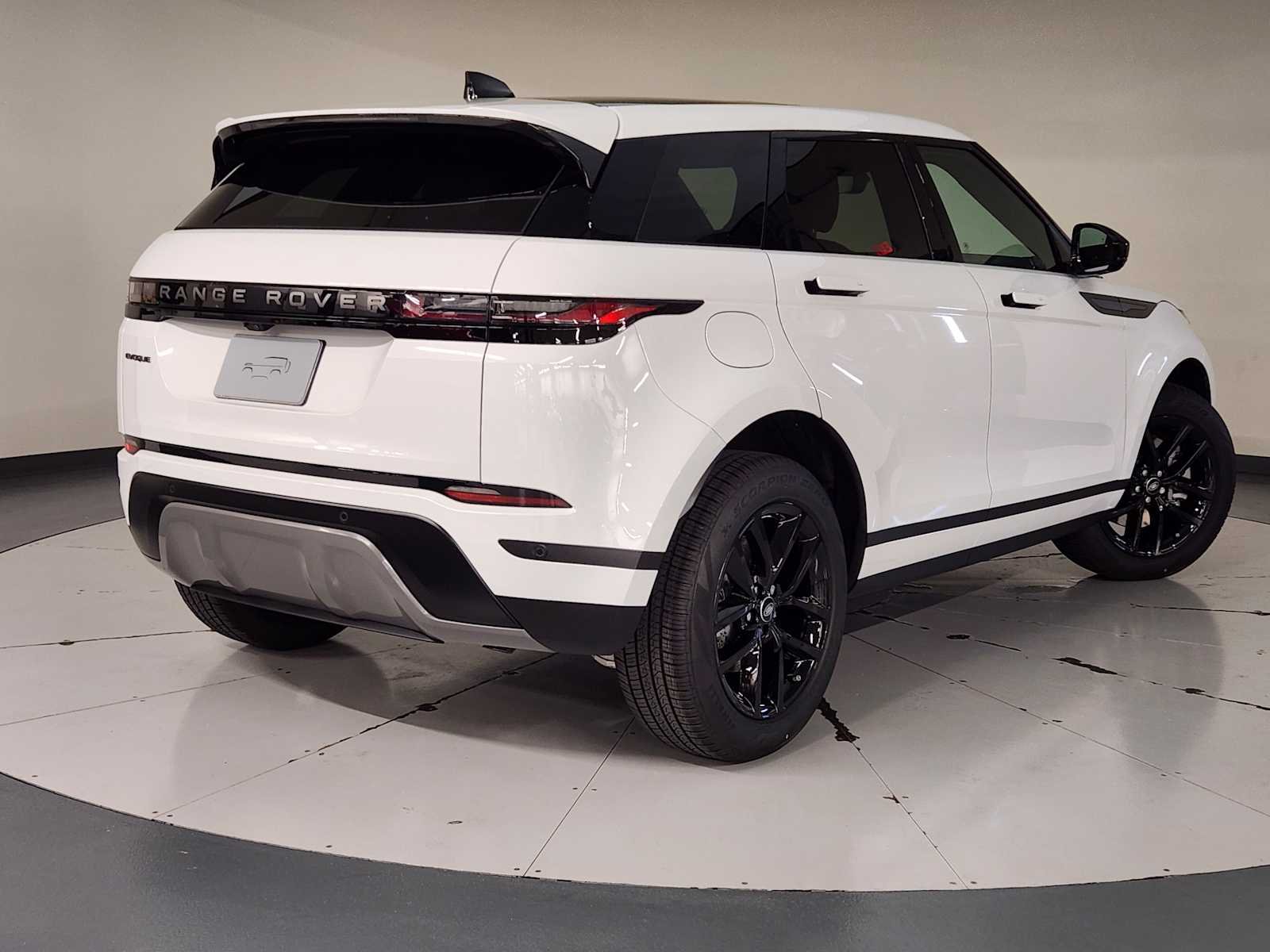 New 2026 Fuji White Land Rover Core S image 2