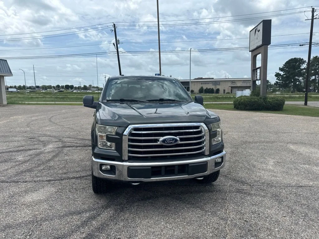 Certified Used 2015 Gray Ford XLT image 3