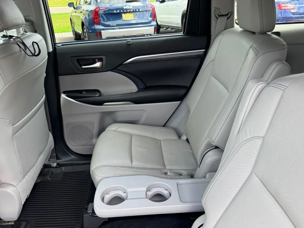Used 2019 White Toyota Limited Platinum image 8