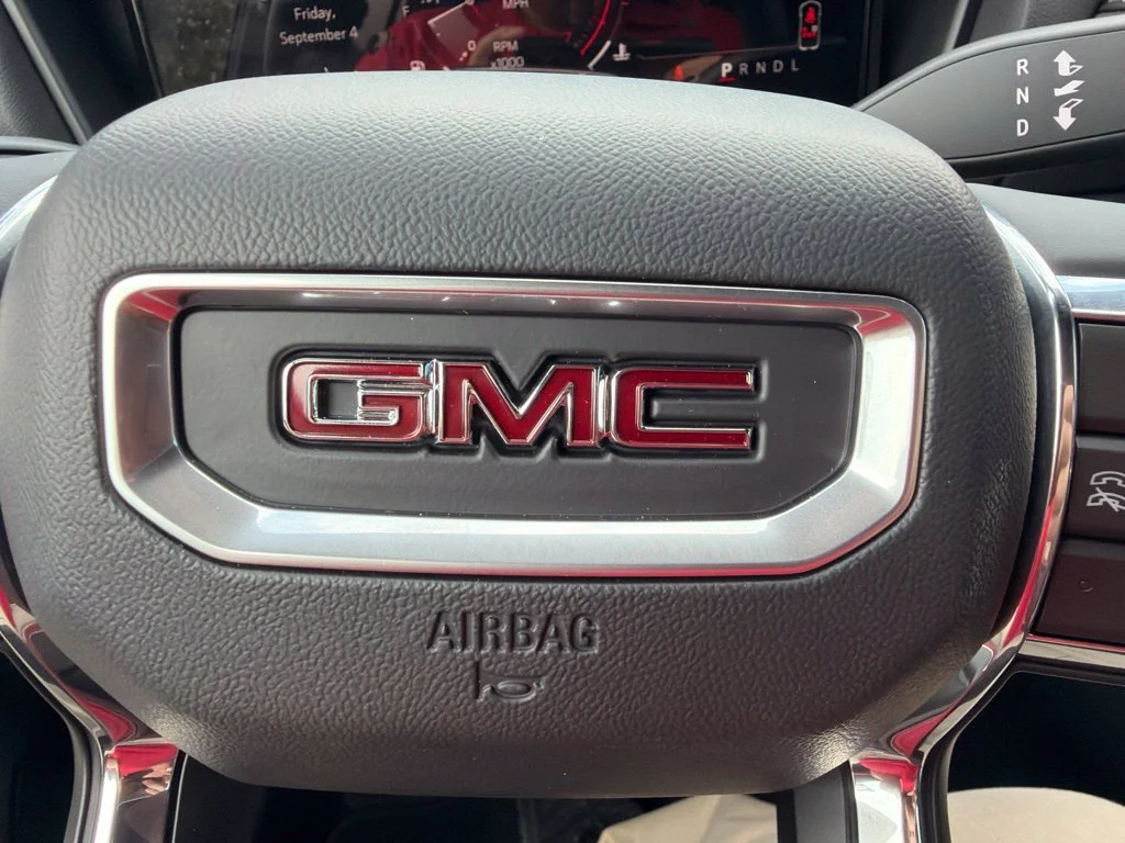 New 2027 Summit White GMC Elevation image 20