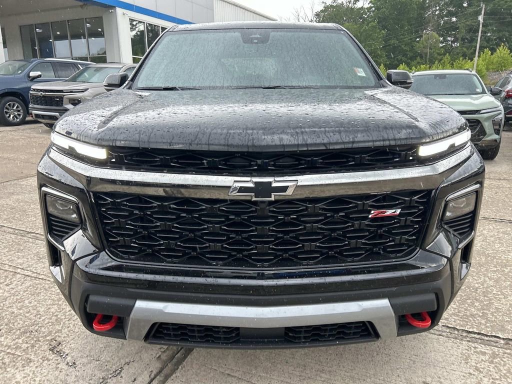 New 2026 Mosaic Black Metallic Chevrolet Z71 image 8
