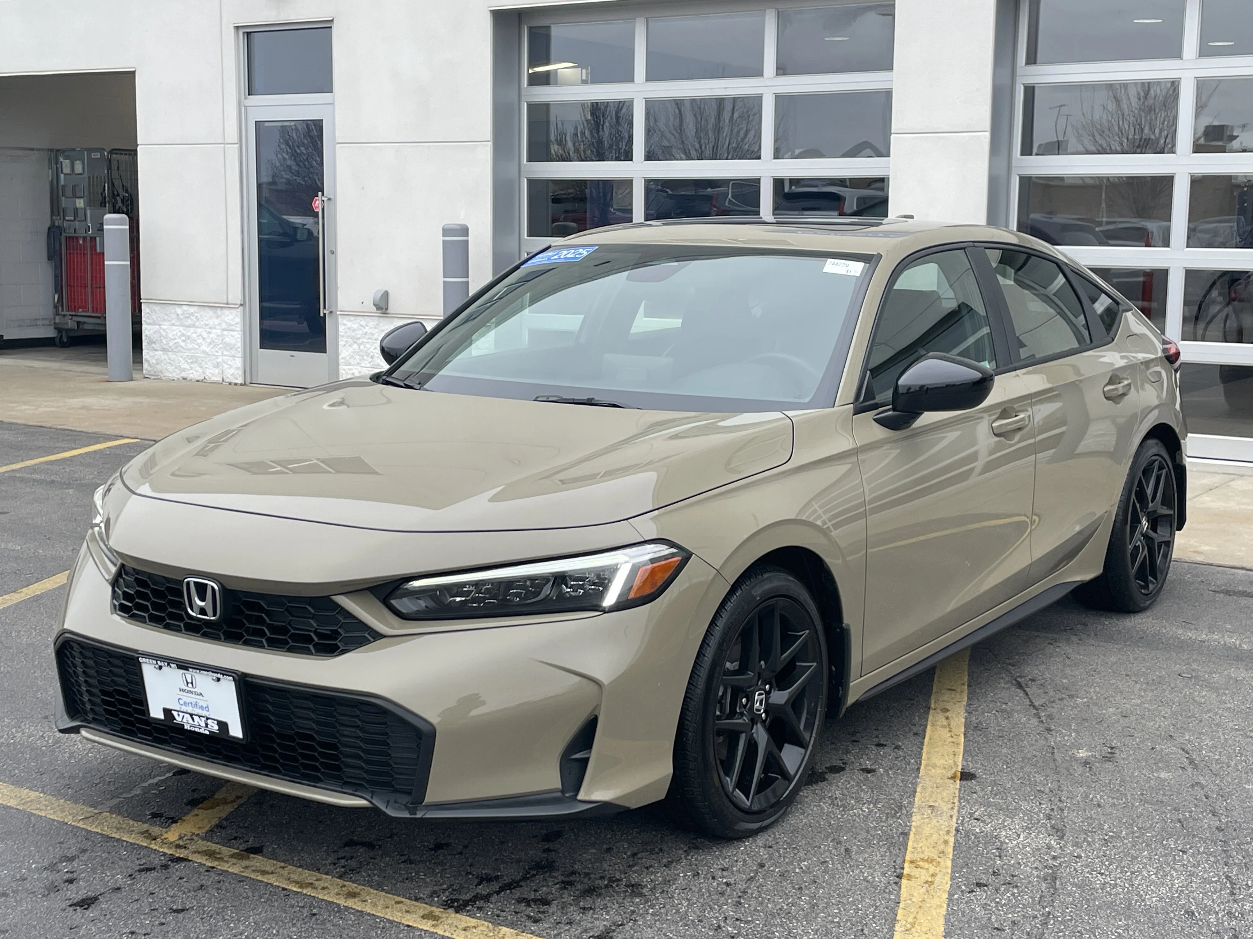 2025 Honda Civic Hatchback Sport - Photo 34