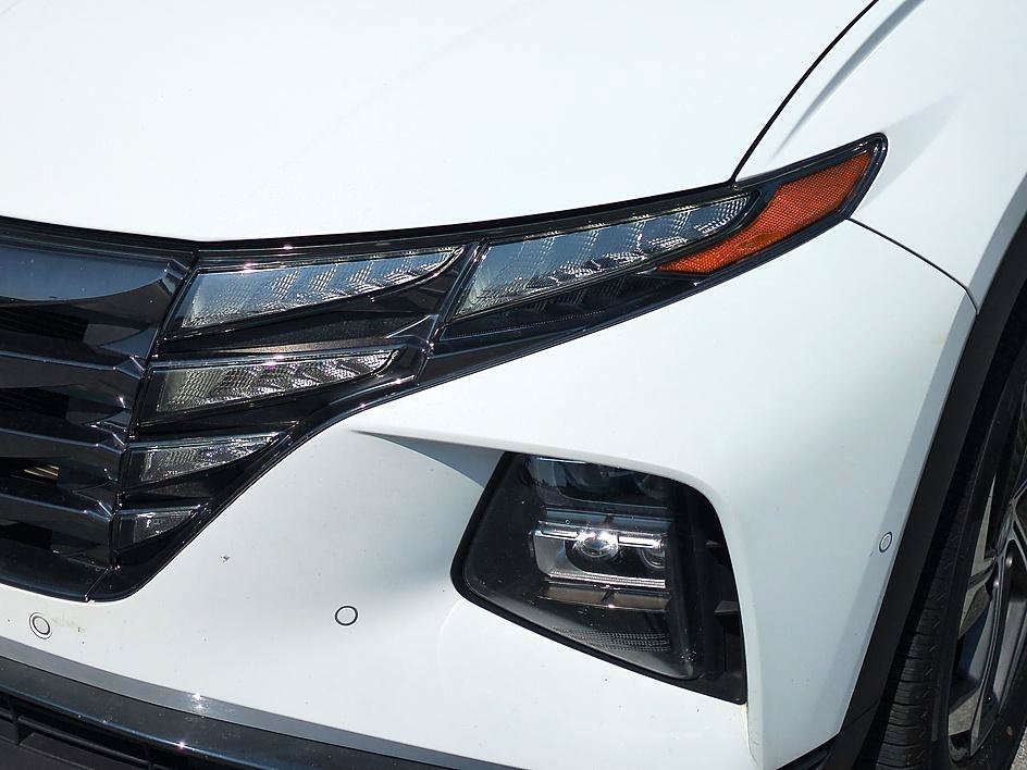 Used 2024 White Pearl Hyundai Limited image 9