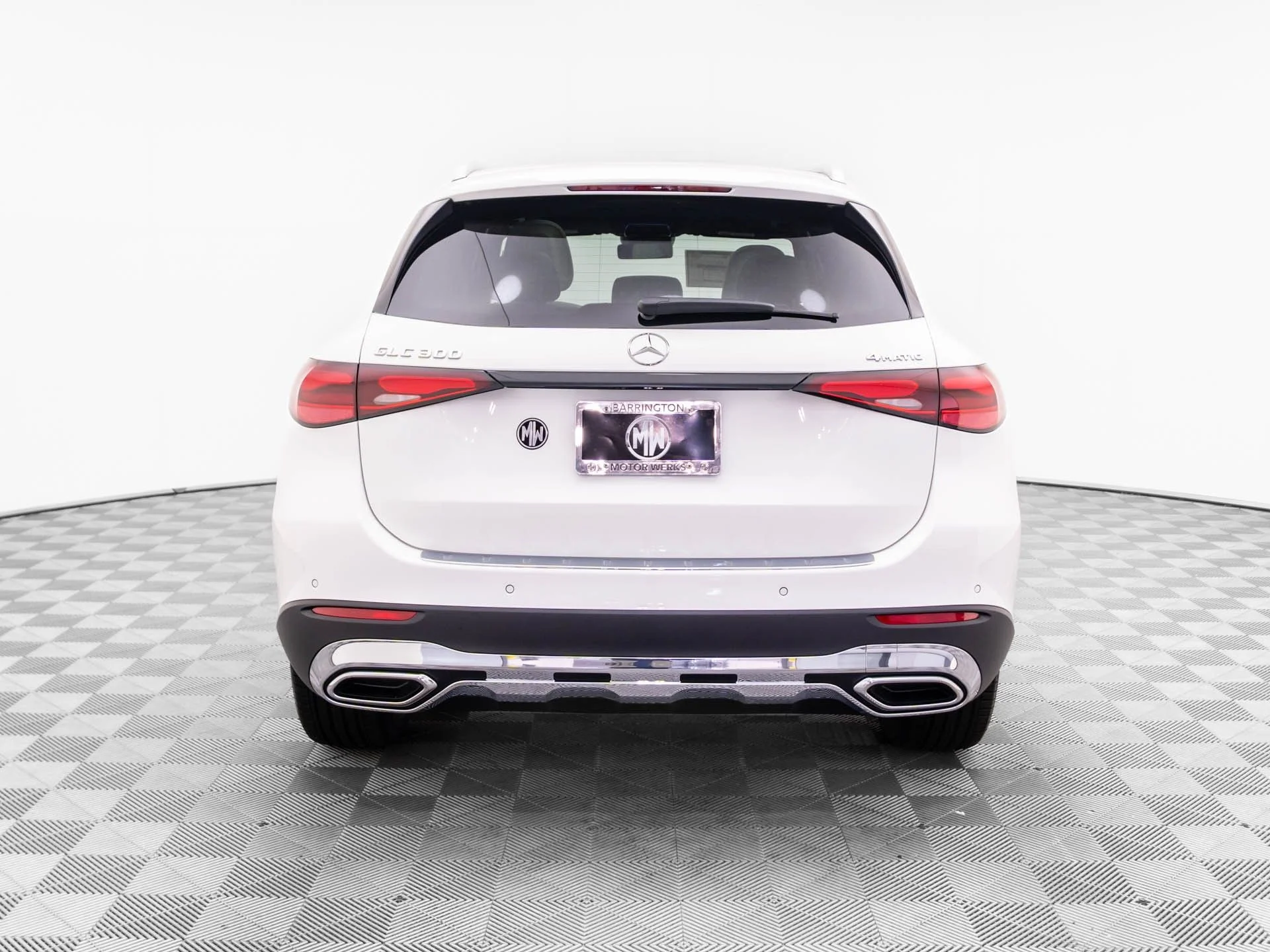 New 2026 White Mercedes-Benz GLC 300 image 4