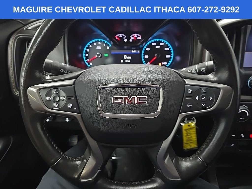 Used 2022 White GMC AT4 w/Leather image 18