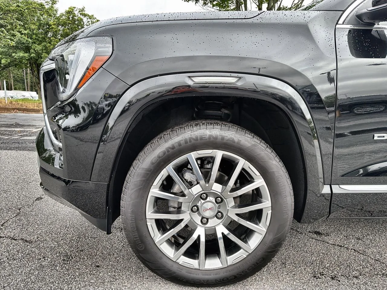 Used 2026 Ebony Twilight Metallic GMC Denali image 28