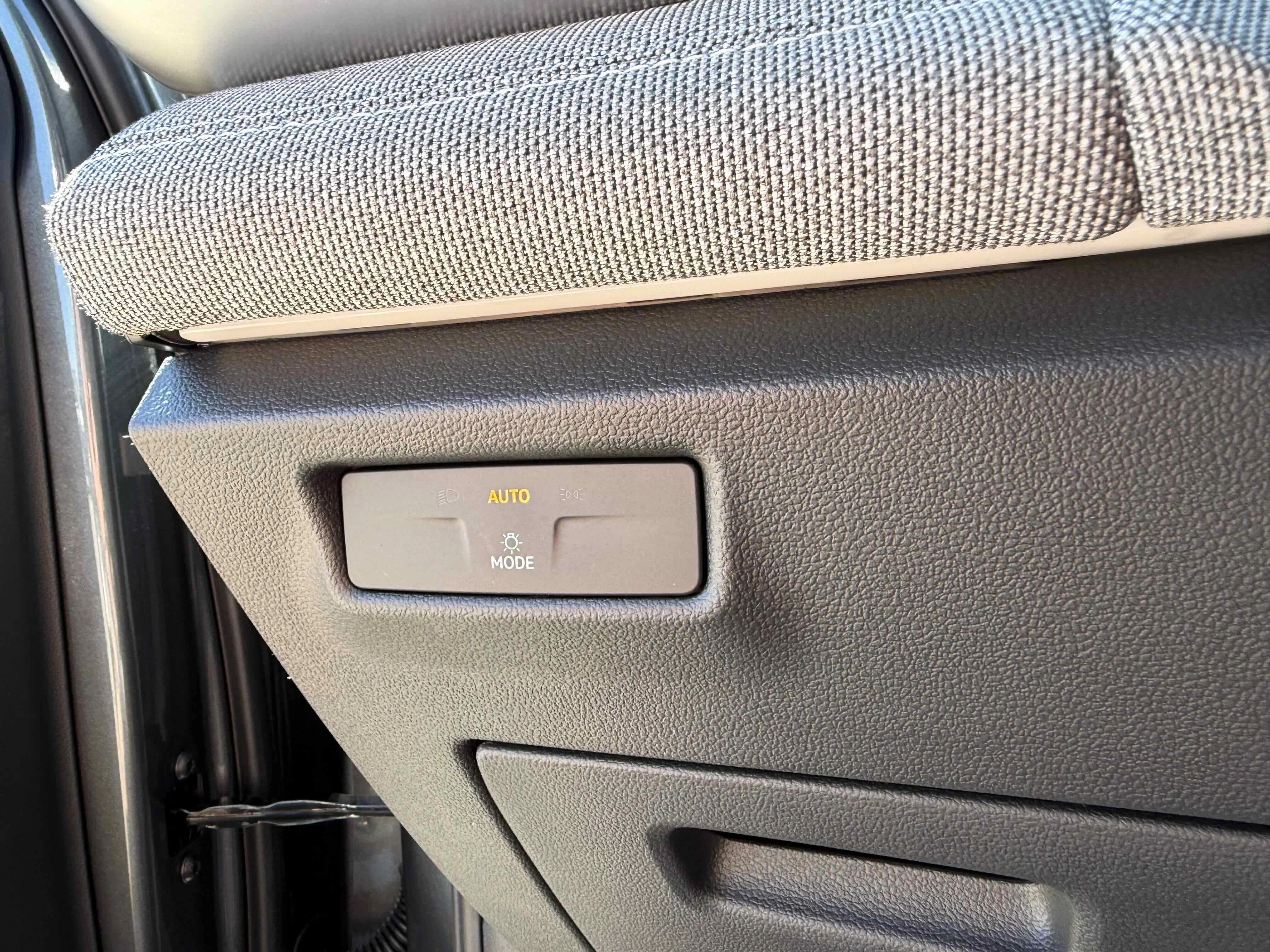 New 2026 Platinum Gray Volkswagen S image 21