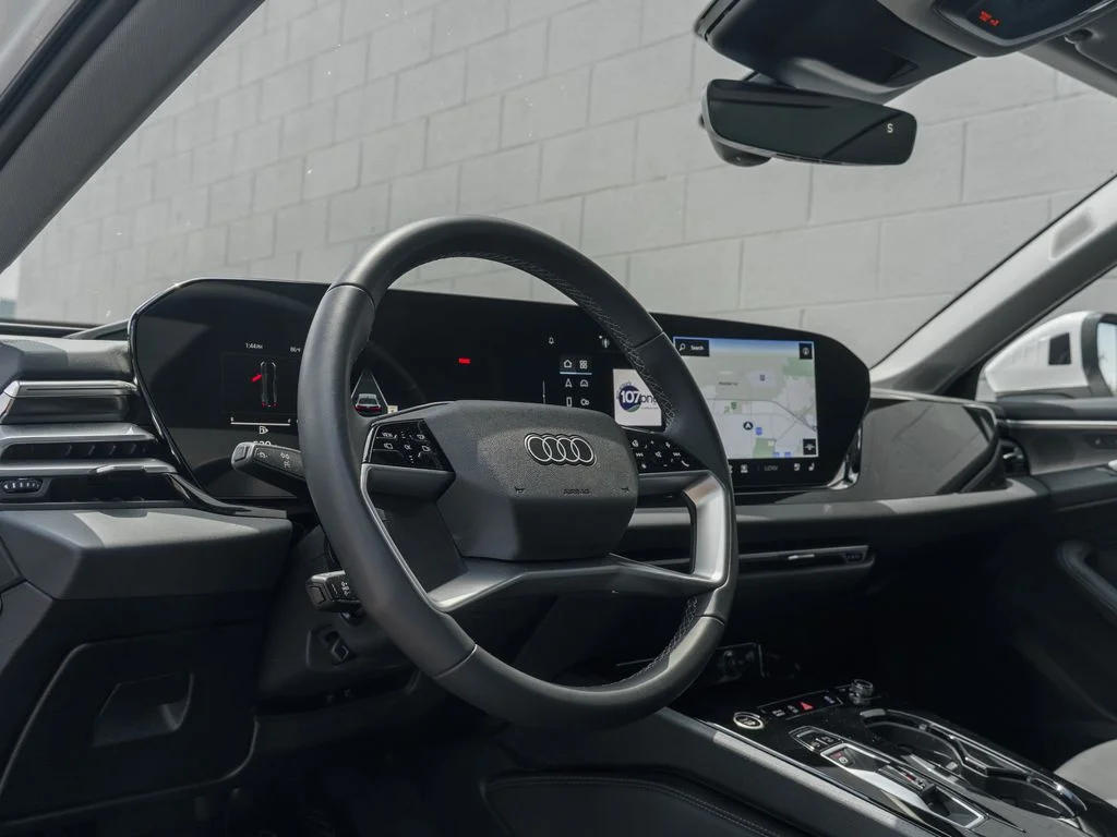 Used 2025 White Audi  image 4
