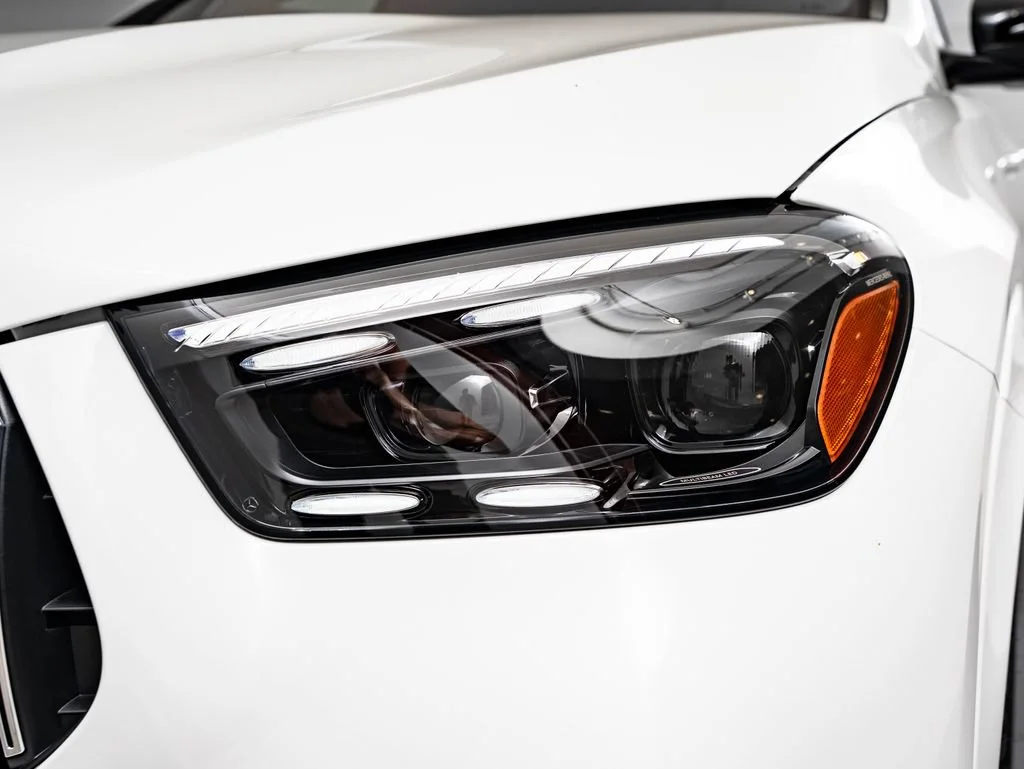 New 2026 Manufaktur Moonlight White Metallic Mercedes-Benz GLE 53 AMG® image 15