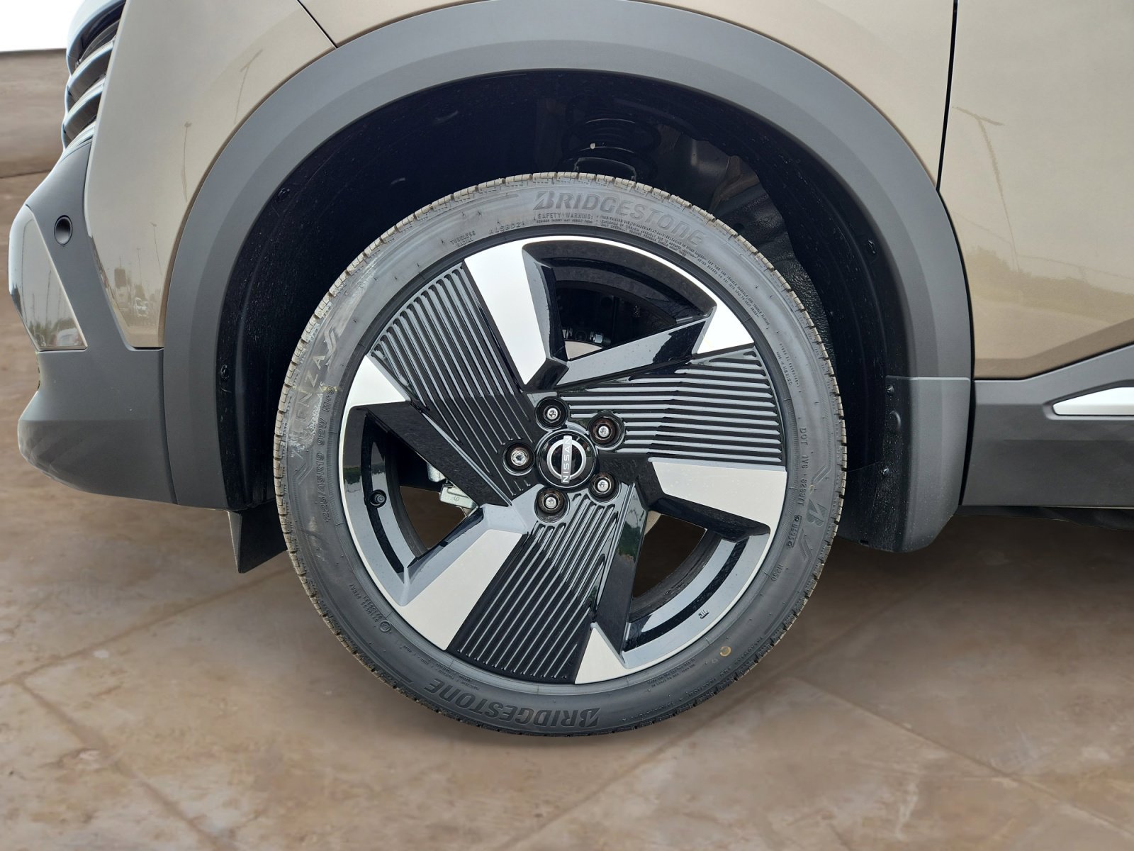 2026 Nissan KICKS SR - Photo 26