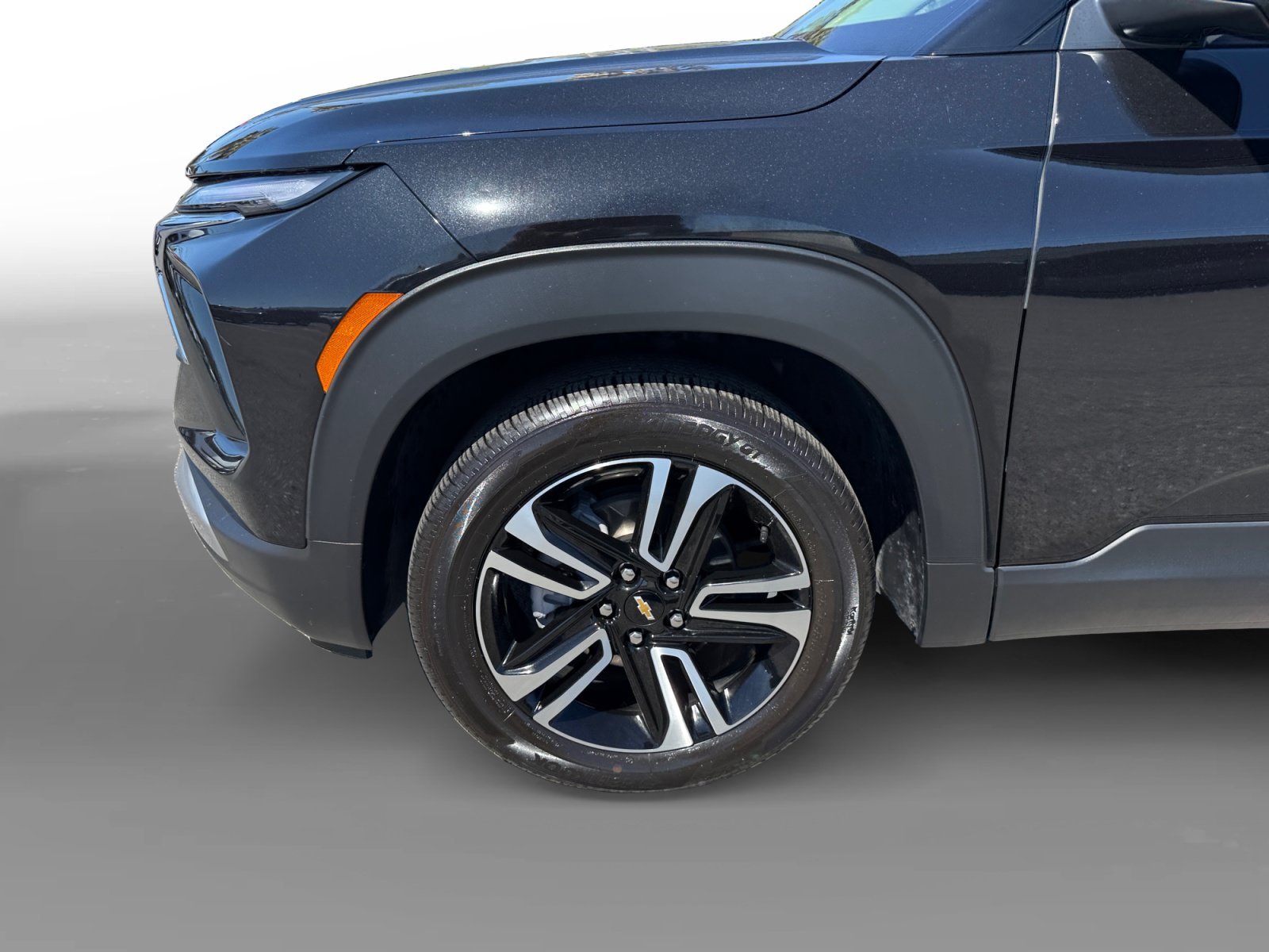 Used 2025 Black Metallic Chevrolet LT image 9