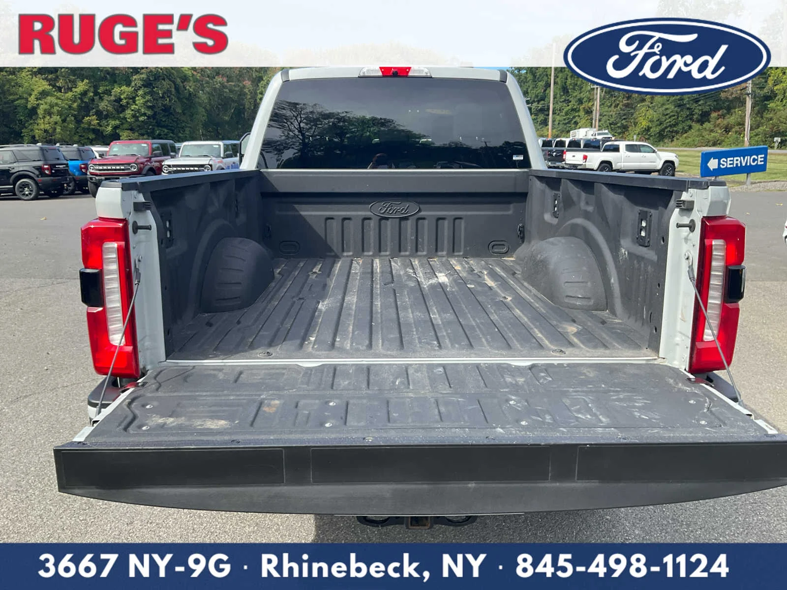 Used 2025 Avalanche Gray Ford XLT image 15