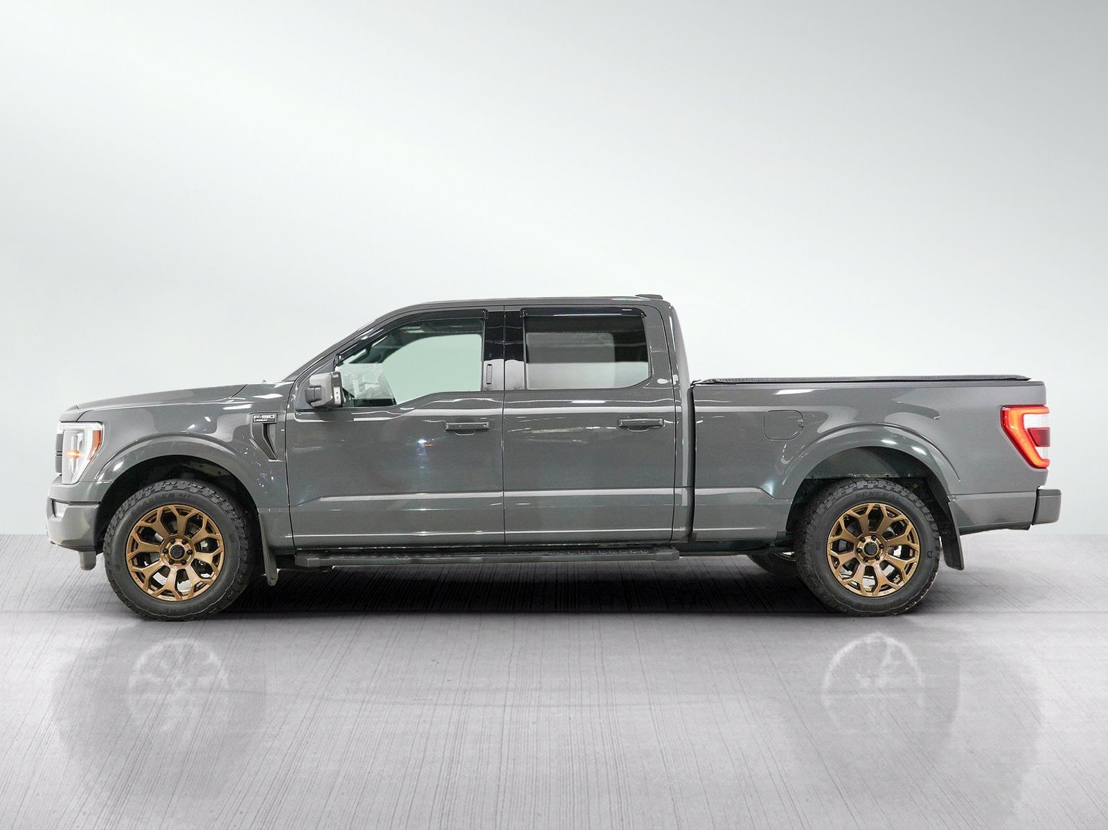Used 2021 Ford F-150 Lariat with VIN 1FTFW1E82MKE78654 for sale in Burnsville, Minnesota