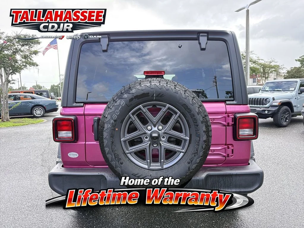 New 2026 Tuscadero Pearl-Coat Exterior Paint Jeep Sport S image 4