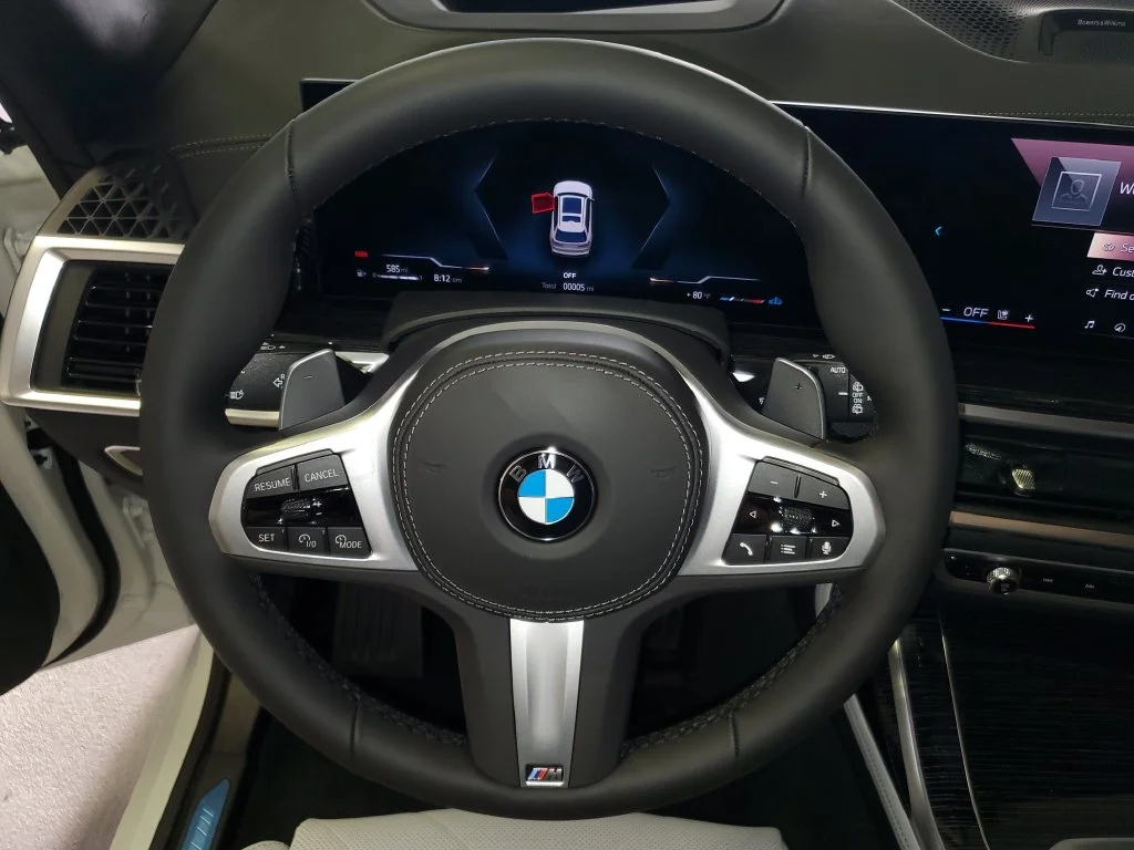 New 2027 White BMW xDrive40i image 19