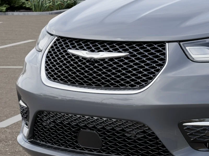 New 2025 Ceramic Gray Clear-Coat Exterior Paint Chrysler Select image 69
