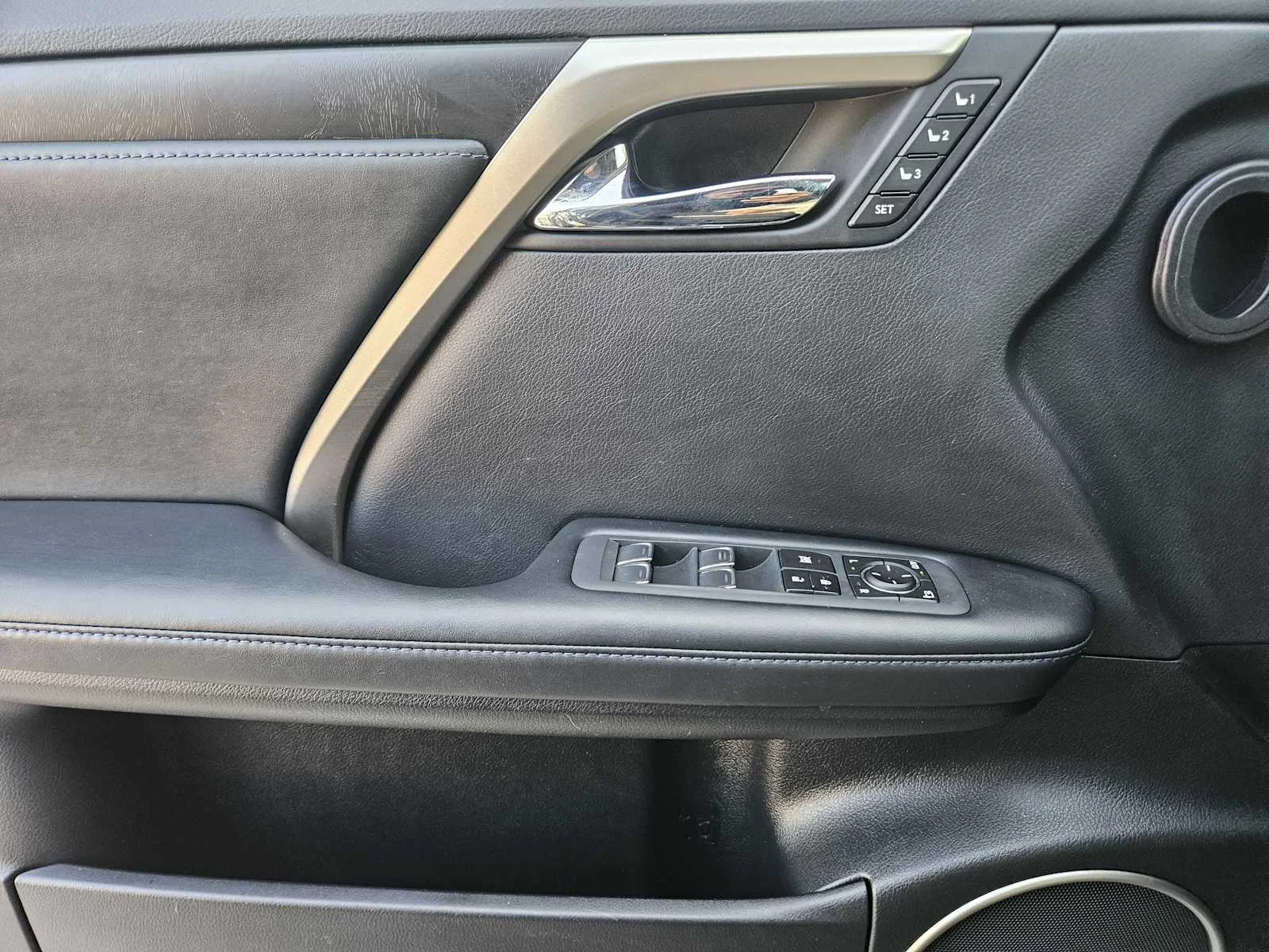 Certified Used 2022 Cloudburst Gray Lexus  image 18