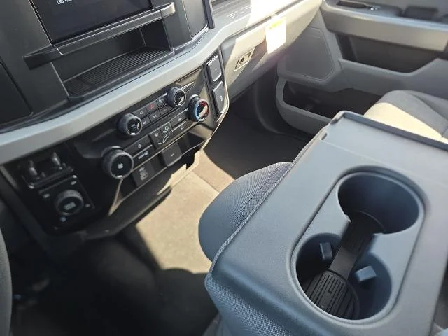 New 2026 Avalanche Ford F-350® XL image 38