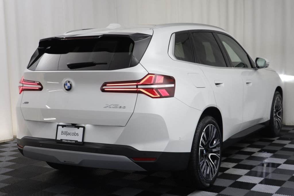 New 2026 Mineral White Metallic BMW 30 xDrive image 17