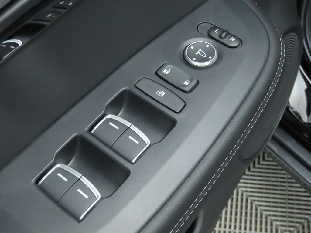 2025 Acura ADX Base - Photo 25
