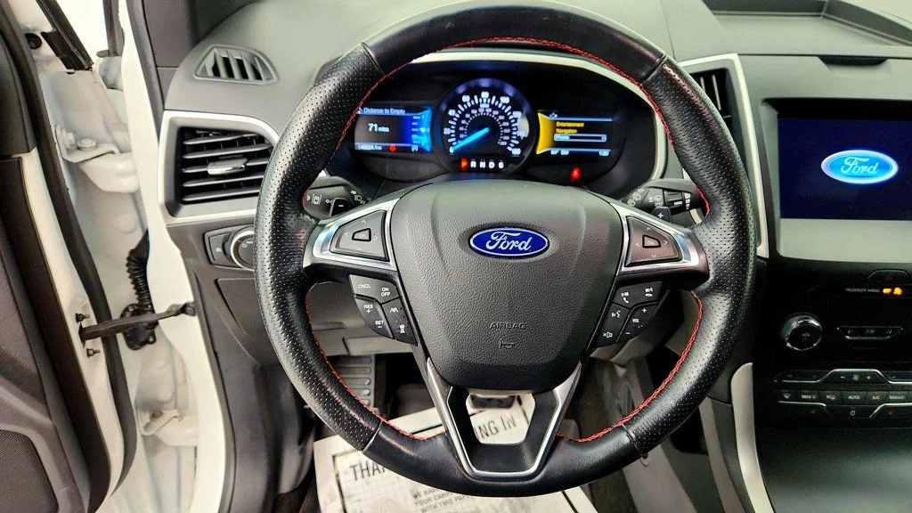 Used 2020 Star White Metallic Tri-Coat Ford ST Line AWD w/ Vista Roof & Co-Pilot360 Assist+ image 13