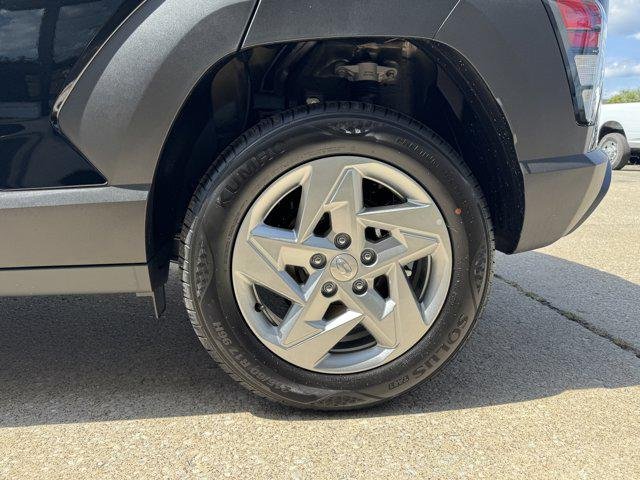 2026 Hyundai Kona SE - Photo 14