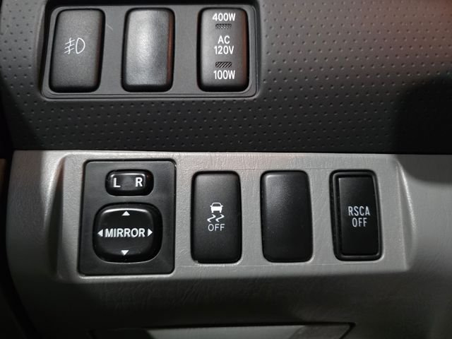 Used 2015 Silver Toyota Base image 18