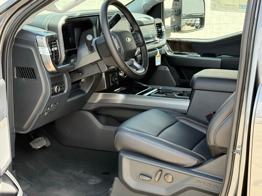 2026 Ford F-250 Super Duty Lariat - Photo 6